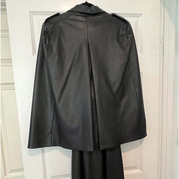 BCBG MAXAZRIA - Picture 3 of 7